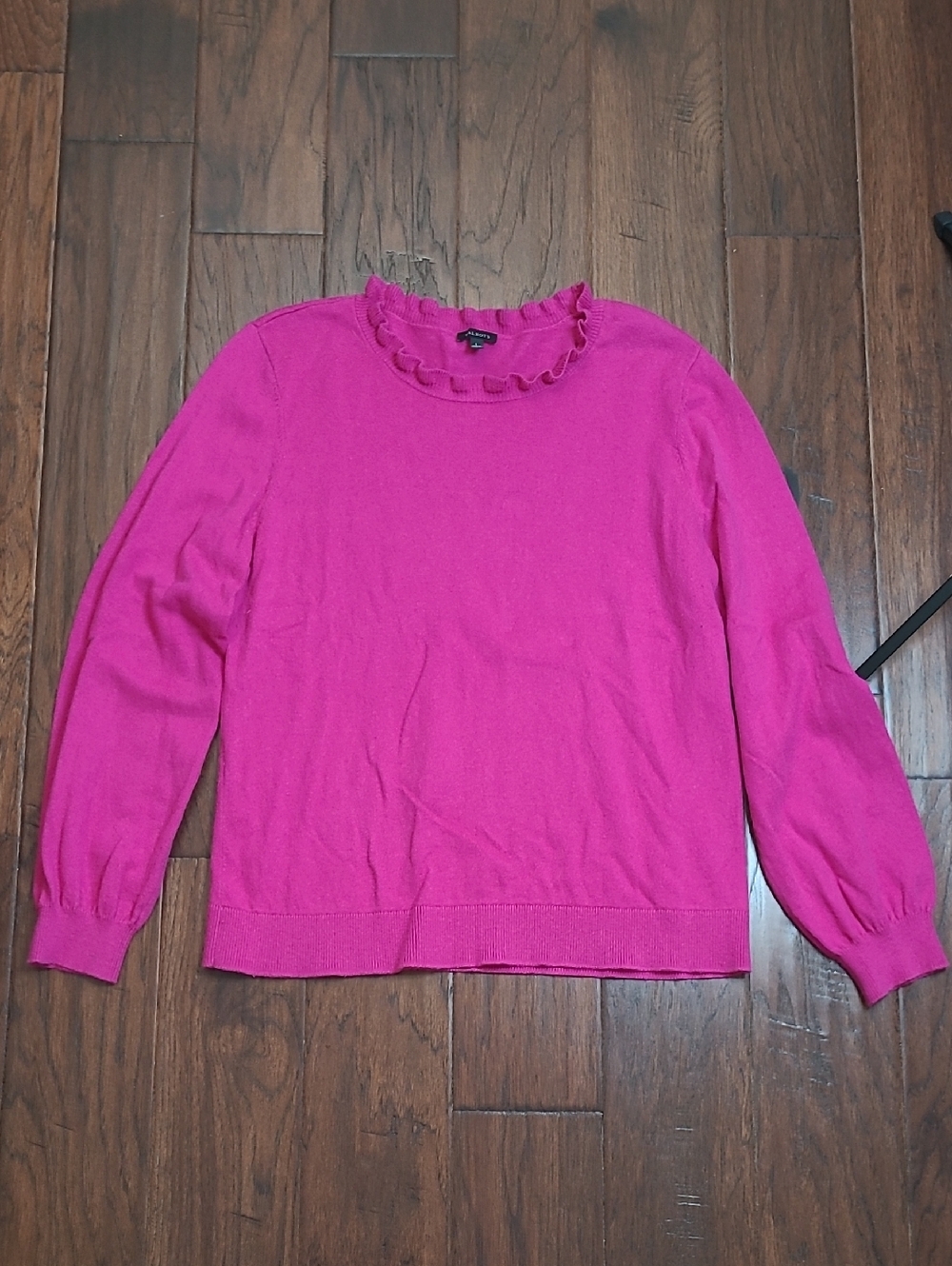 Talbots Cranberry/Magenta Ruffled Crewneck Lightweight Sweater size Large